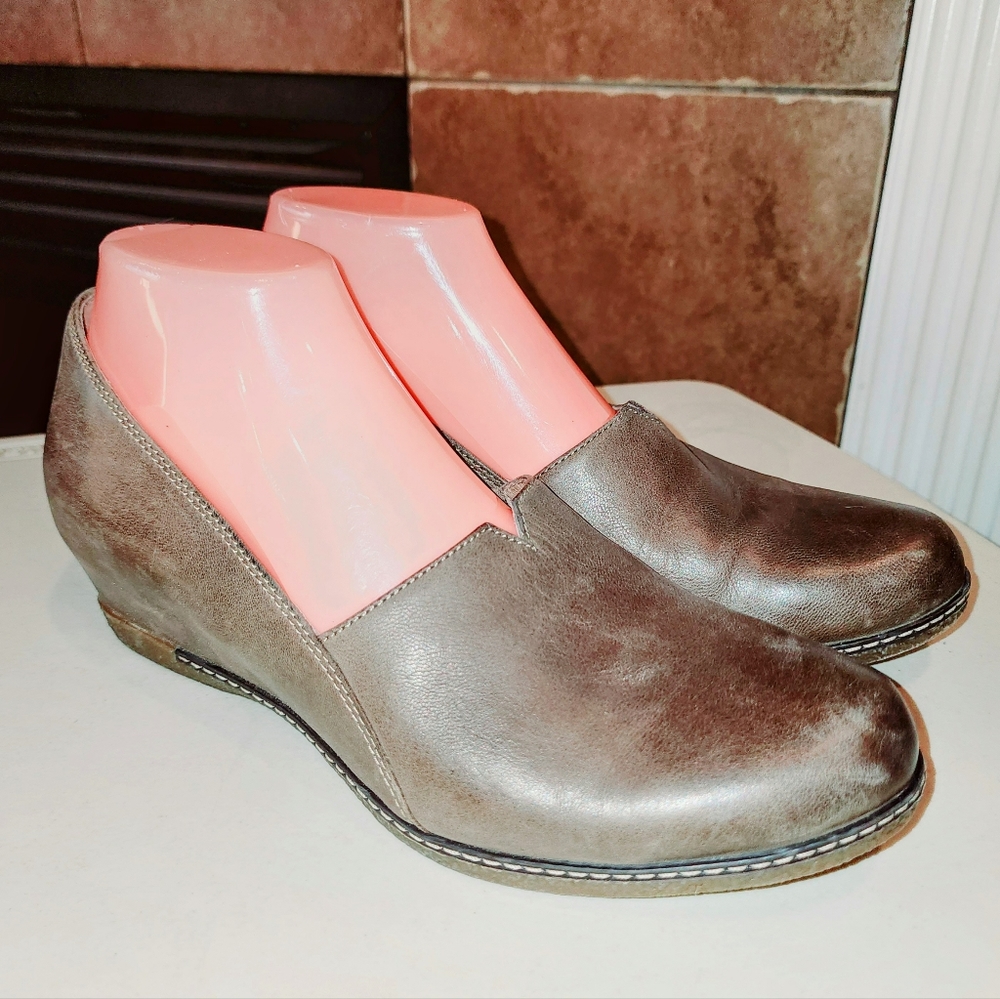DANSKO Liliana Teak Burnished Distressed Leather Inner Wedge Slip On Heels 9 US